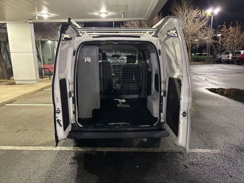 Used 2015 Nissan NV200 S w/ Cruise Control Package image 16