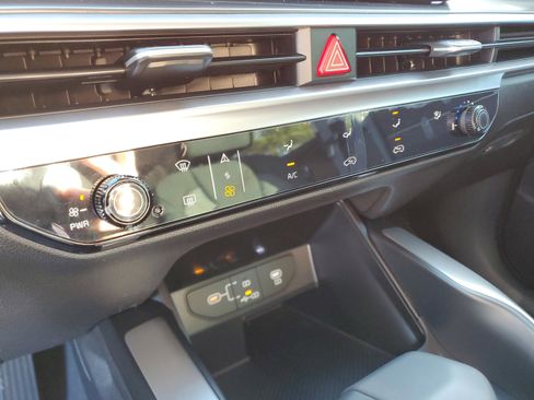 New 2026 Kia Sorento LX image 23