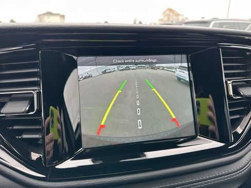 Used 2022 Dodge Durango GT image 28