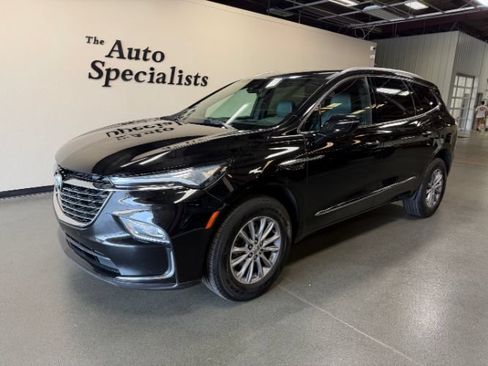 Used 2024 Buick Enclave Premium FWD image 1