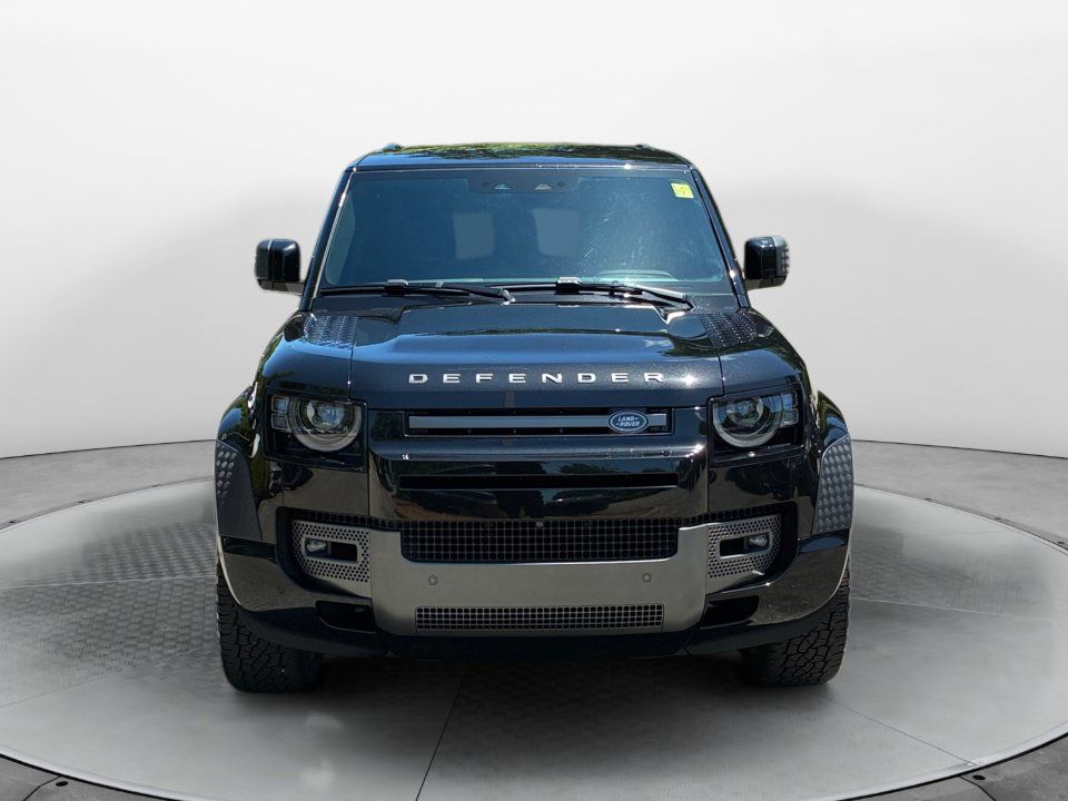 Certified 2024 Land Rover Defender 130 Outbound AWD/4WD image 2