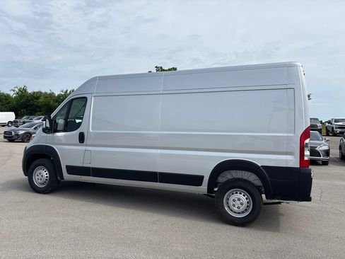 New 2026 RAM ProMaster 2500 w/ Cold Weather Group FWD image 11
