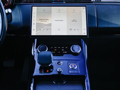 Certified 2023 Land Rover Range Rover Sport SE image 13