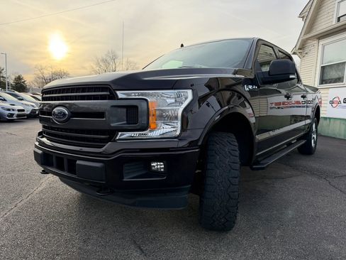 Used 2019 Ford F150 XLT w/ Equipment Group 302A Luxury AWD/4WD image 9