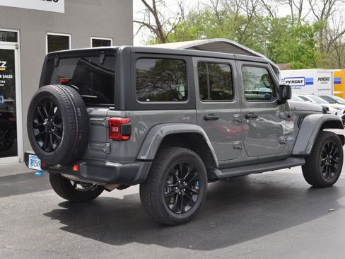 Used 2023 Jeep Wrangler Unlimited Sahara w/ Cold Weather Group image 4