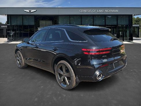 Used 2025 Genesis GV70 3.5T Sport w/ Sport Advanced Package image 3