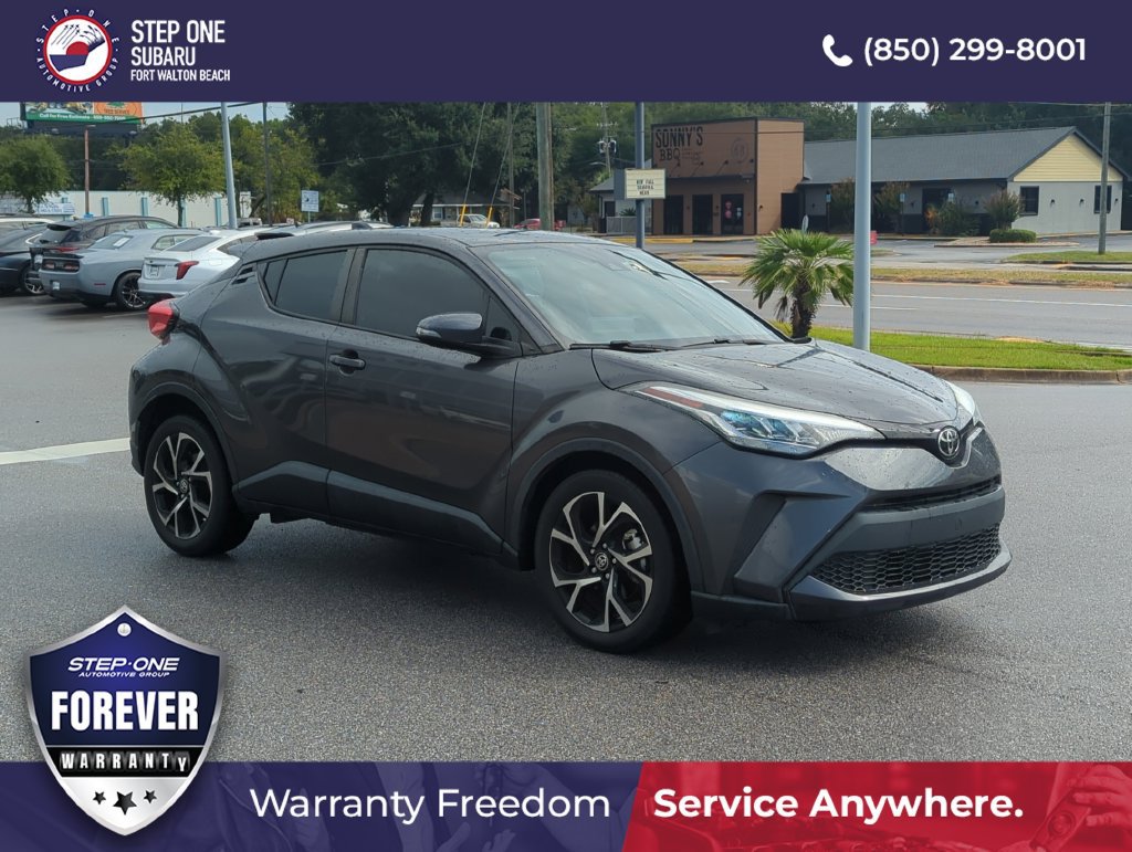 Used 2022 Toyota C-HR XLE FWD image 9