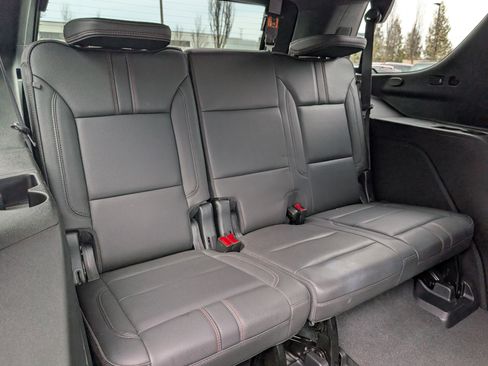 Used 2022 Chevrolet Tahoe RST w/ Luxury Package image 13