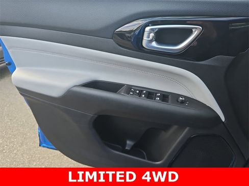New 2025 Jeep Compass Limited image 26