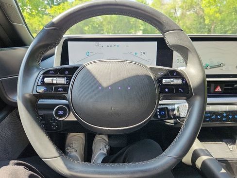 Used 2024 Hyundai Ioniq 6 SEL AWD/4WD image 9