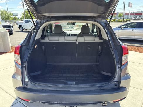 Used 2019 Honda HR-V EX image 6