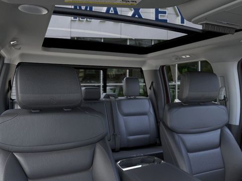 New 2026 Ford F450 Lariat w/ Lariat Ultimate Package image 22