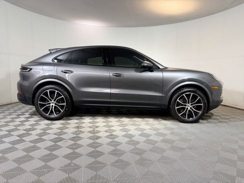 Used 2024 Porsche Cayenne Coupe image 7