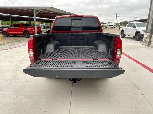 Used 2019 Nissan Frontier SV image 13