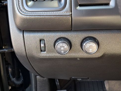 Certified 2022 GMC Canyon Elevation w/ Elevation Premium Package AWD/4WD image 24