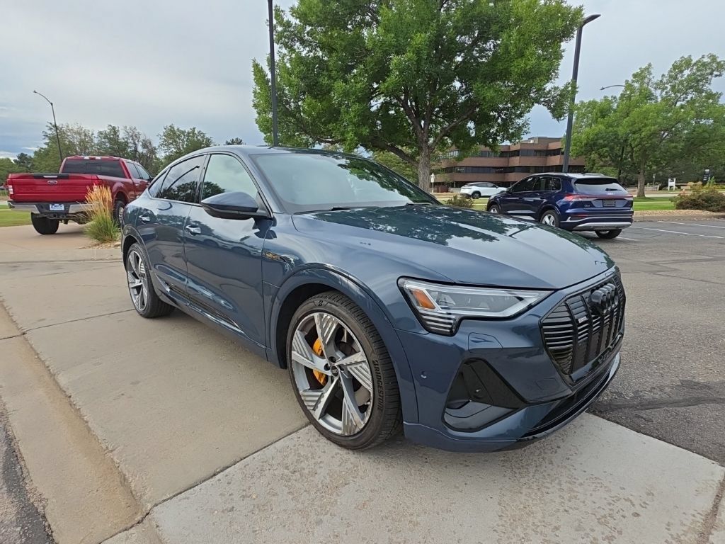 Used 2023 Audi e-tron Prestige w/ Prestige Package AWD/4WD image 7