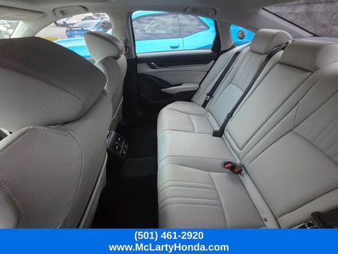 Used 2021 Honda Accord Touring image 10