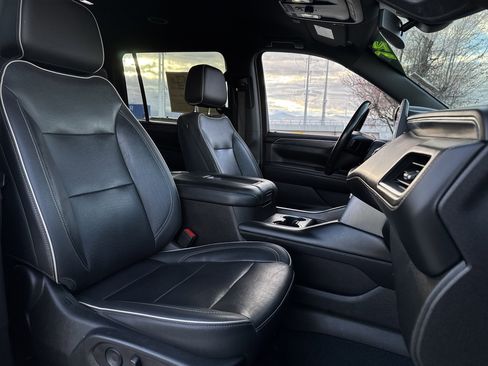Used 2021 GMC Yukon XL SLT image 20