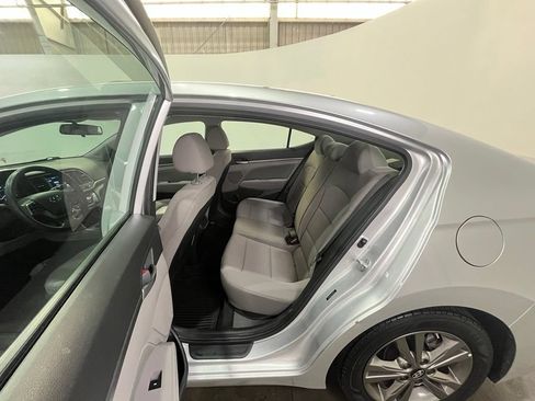 Used 2018 Hyundai Elantra SEL FWD image 13