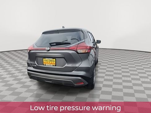 Used 2023 Nissan Kicks S image 8