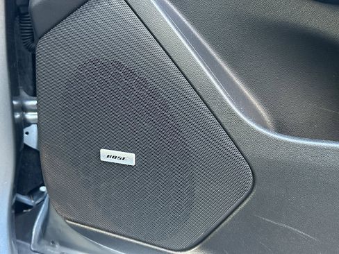 Used 2025 Cadillac XT5 Premium Luxury image 23