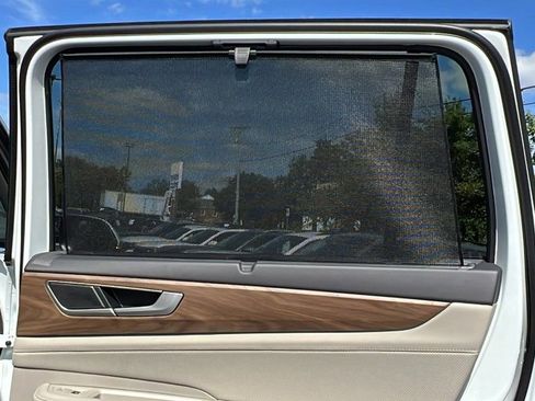 New 2026 Volkswagen Atlas SE image 13