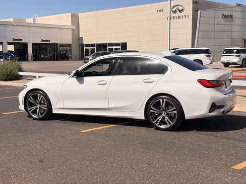 Used 2021 BMW 330i Sedan w/ Convenience Package RWD image 4