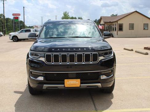 Certified 2022 Jeep Wagoneer Series III image 3