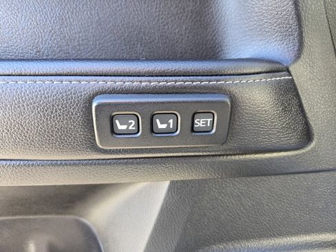 Used 2018 Toyota 4Runner Limited image 17