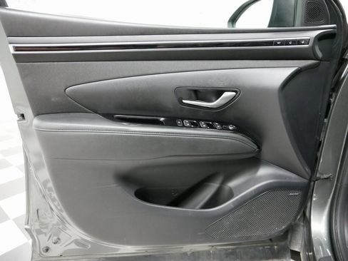 Used 2022 Hyundai Tucson Limited image 12