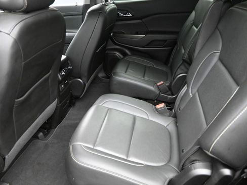 Certified 2023 GMC Acadia SLT image 14