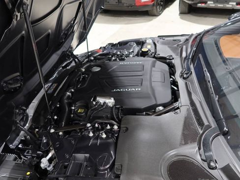 Used 2023 Jaguar F-TYPE R AWD/4WD image 9