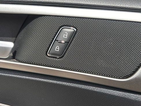 Used 2019 Ford Fusion SE w/ Equipment Group 151A image 22