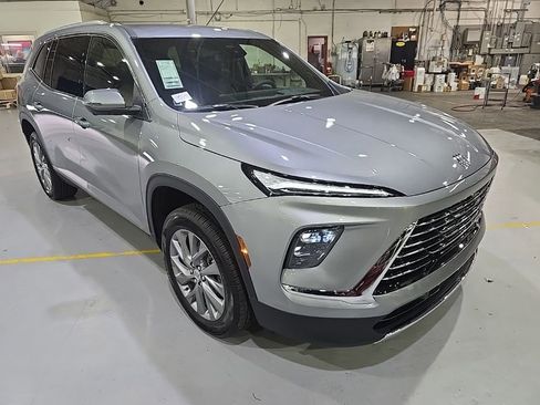 New 2026 Buick Enclave Preferred FWD image 1