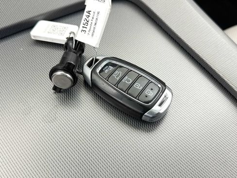 Used 2022 Hyundai Palisade Limited FWD image 41