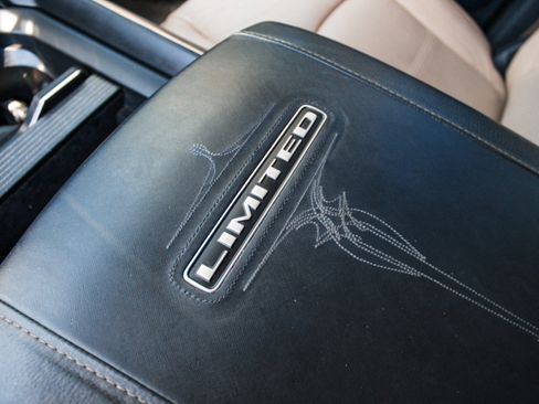 Used 2019 RAM 3500 Limited AWD/4WD image 30