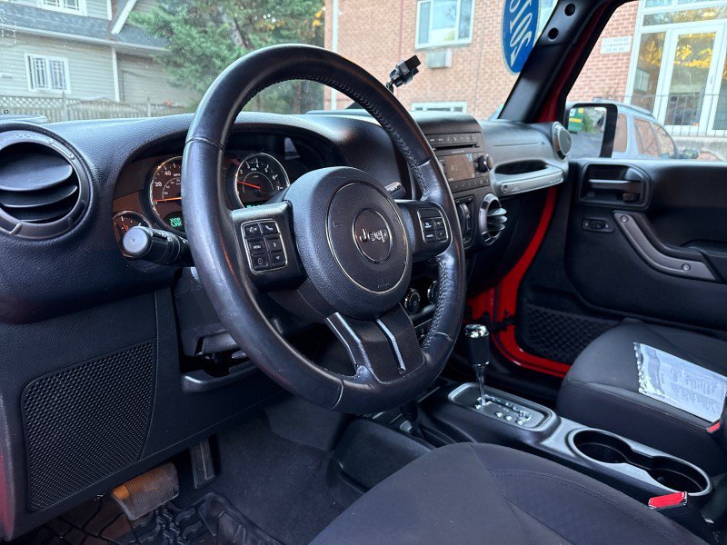 Used 2018 Jeep Wrangler Unlimited Sport S AWD/4WD image 14