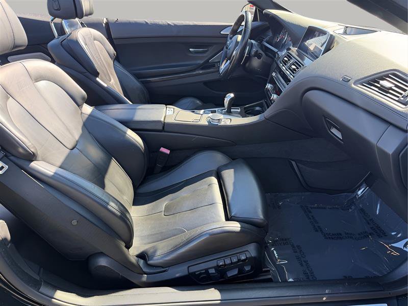 Used 2017 BMW M6 Convertible RWD image 31