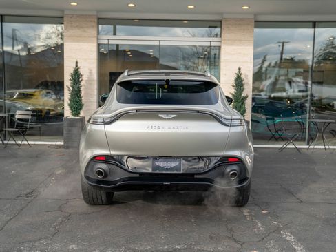 Used 2021 Aston Martin DBX image 48