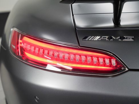 Used 2017 Mercedes-Benz AMG GT Coupe image 21