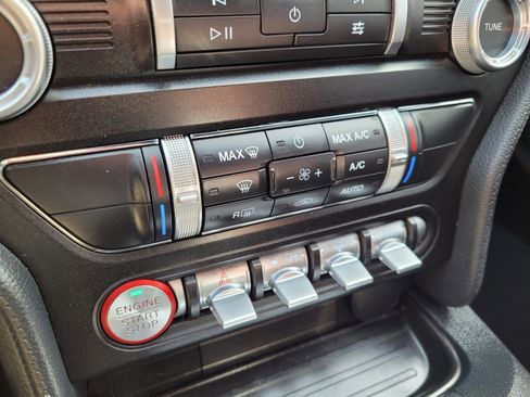 Certified 2021 Ford Mustang EcoBoost w/ Equipment Group 101A image 21