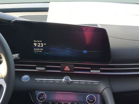 New 2025 Hyundai Elantra SEL FWD image 14
