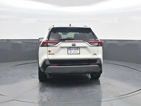 Used 2019 Toyota RAV4 XSE w/ Carpet Mat Package AWD/4WD image 6