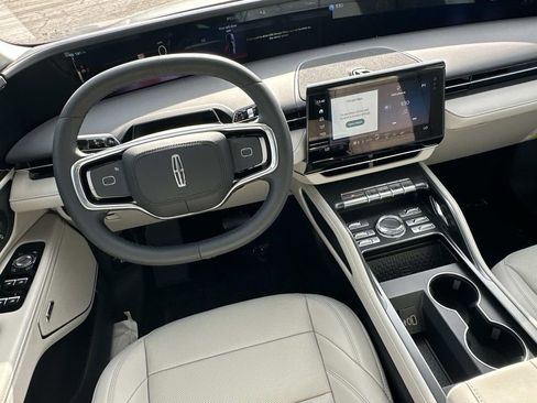 New 2026 Lincoln Nautilus Premier w/ Equipment Group 102A image 28