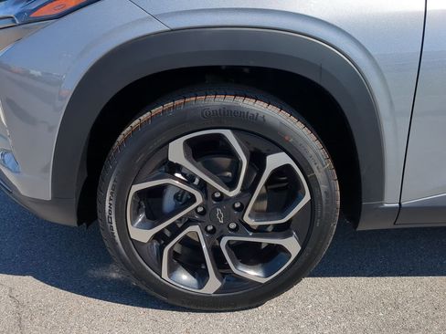 New 2026 Chevrolet Trax RS w/ Sunroof Package image 34