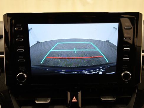 Used 2020 Toyota Corolla LE w/ Carpet Mat Package (TMS) image 23