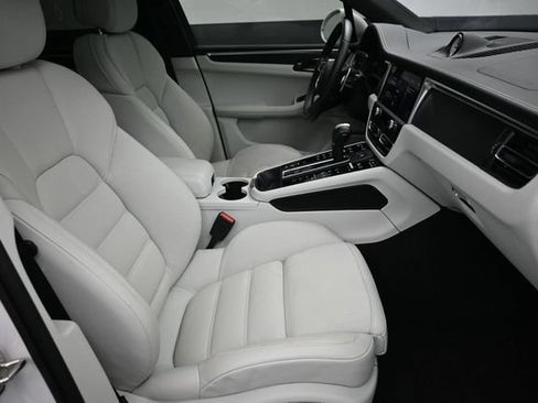 Used 2023 Porsche Macan GTS AWD/4WD image 12
