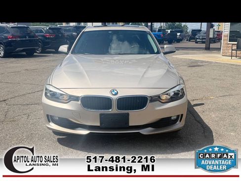 Used 2013 BMW 328i xDrive Sedan AWD/4WD image 3