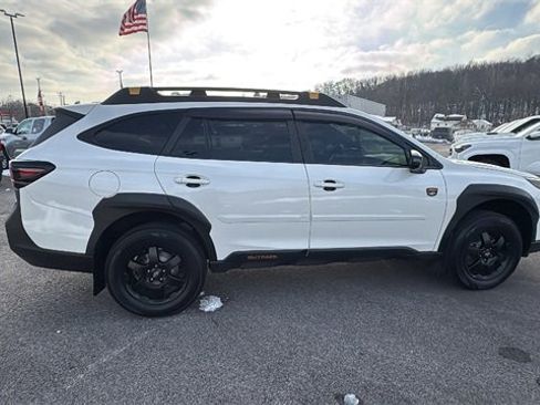 Used 2022 Subaru Outback Wilderness w/ Wilderness Package image 6