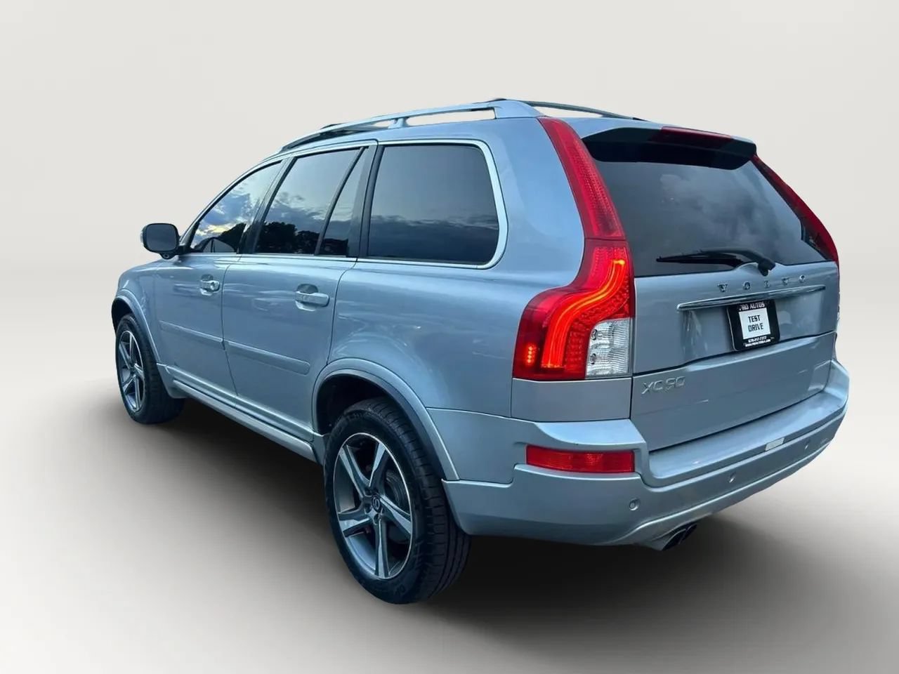 Used 2014 Volvo XC90 3.2 R-Design FWD image 4